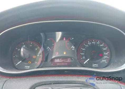 2016 Dodge Dart Sxt z USA, uszkodzony, nr VIN 1C3CDFBB0GD565424